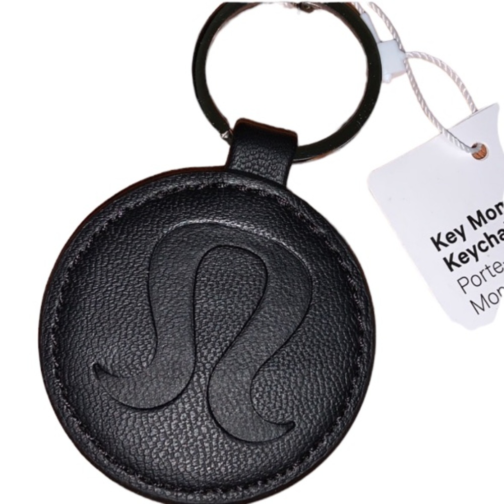 ❤️ Lululemon Athletica Key Moments Keychain *Mini NWT